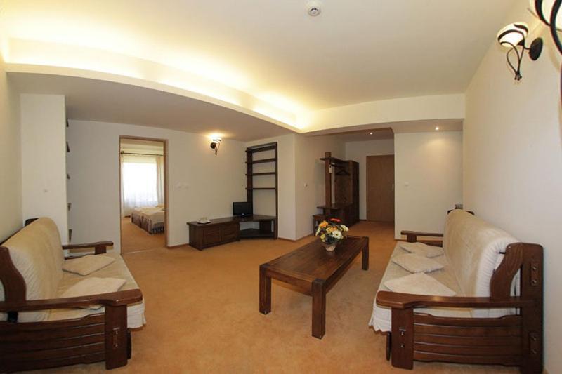 Pensiunea Inima Bucovinei Frasin Habitación foto