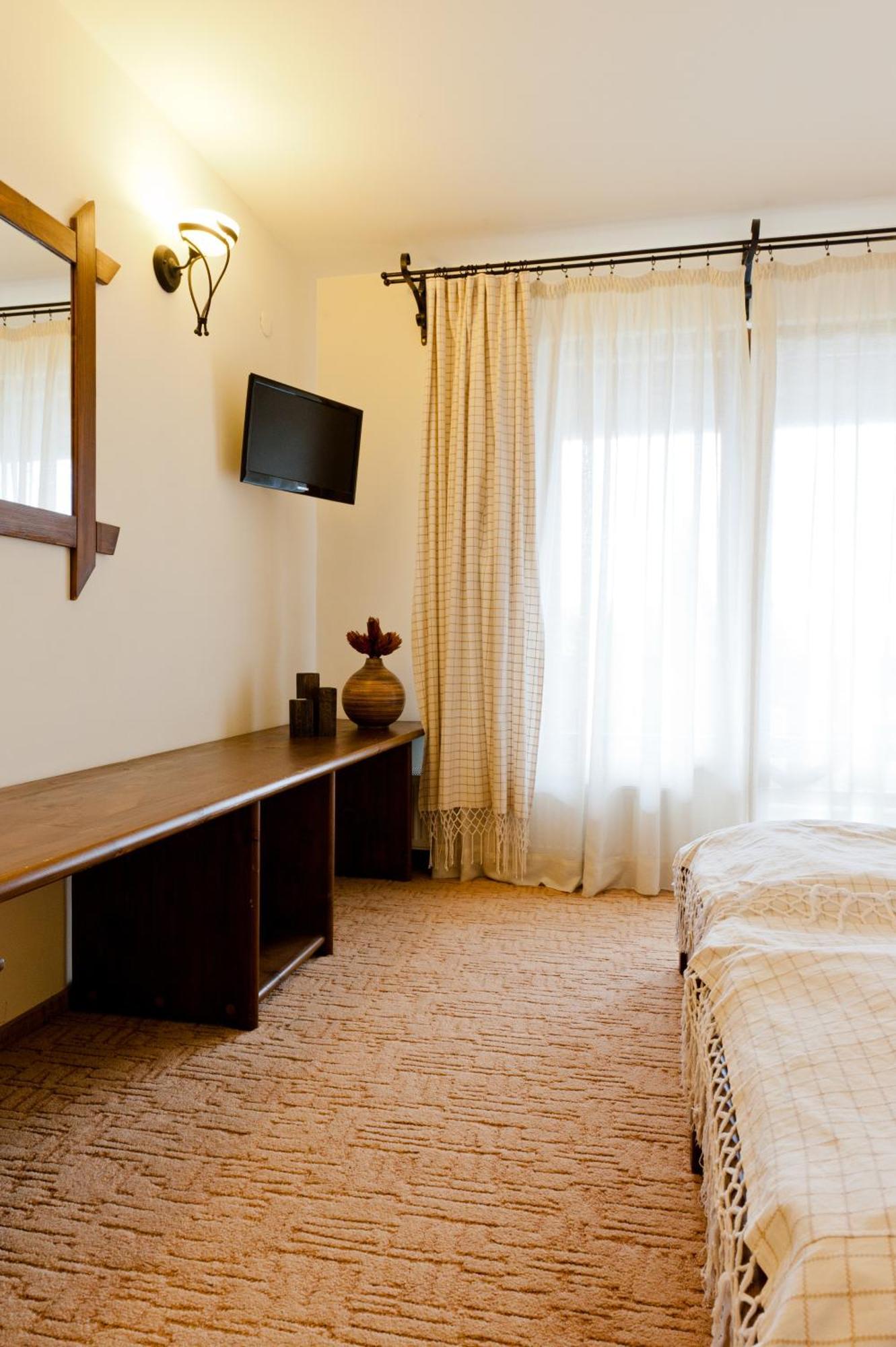 Pensiunea Inima Bucovinei Frasin Habitación foto